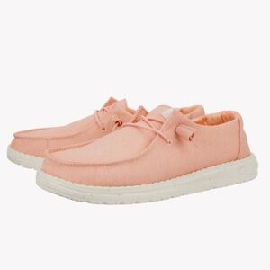 Hey Dude Wendy Stretch Canvas in Peach W8 NWT
